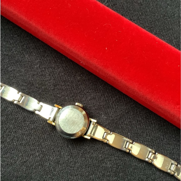 ULTRA CUTE OMEGA AUTOMATIC watch 🔥🔥🔥 - Picture 5 of 11